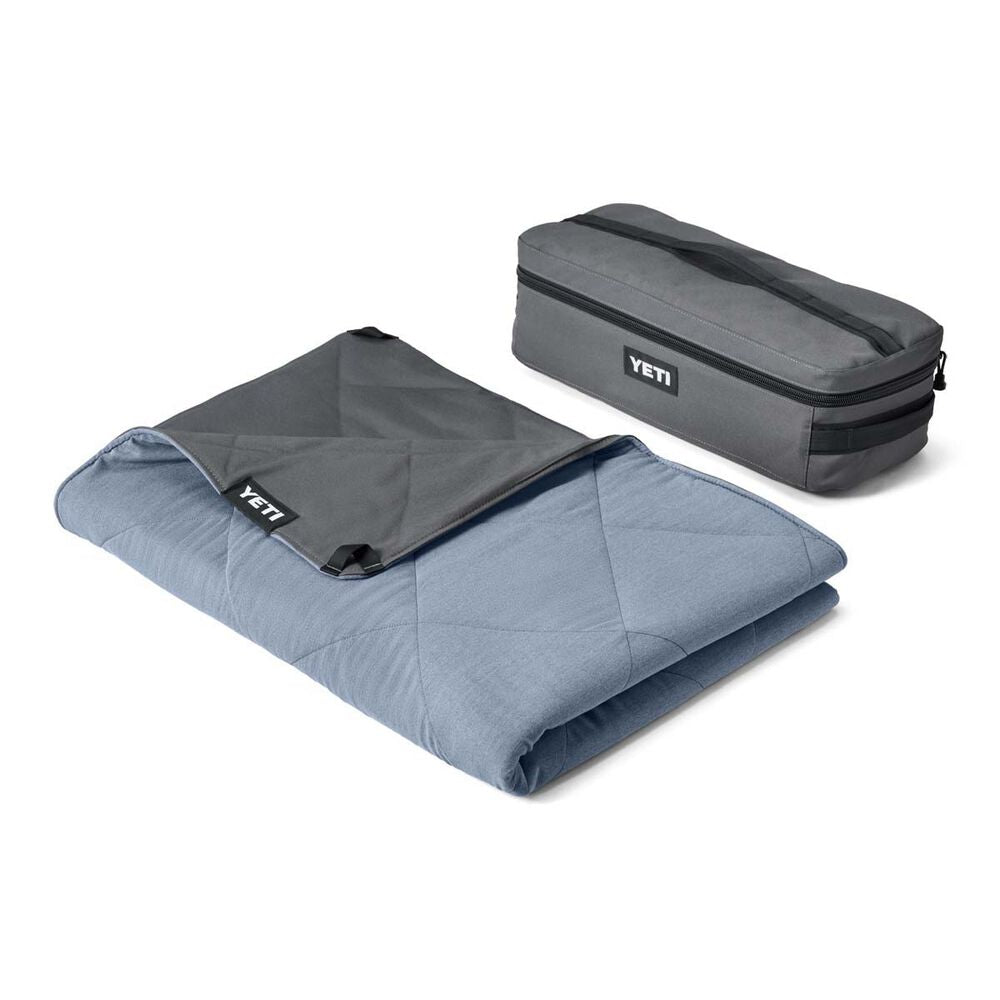  YETI® Lowlands® Blanket Smoke Blue Smoke Blue