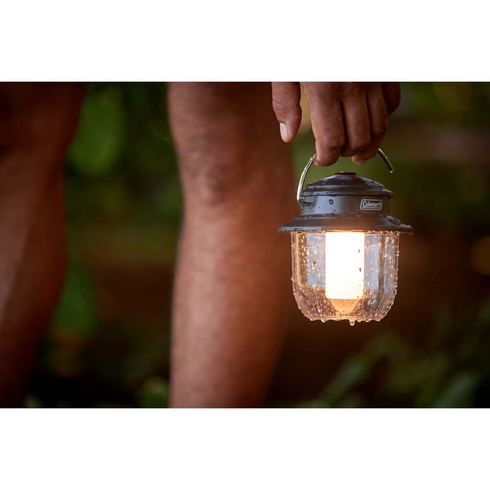  Coleman Classic 400L Rechargeable Lantern