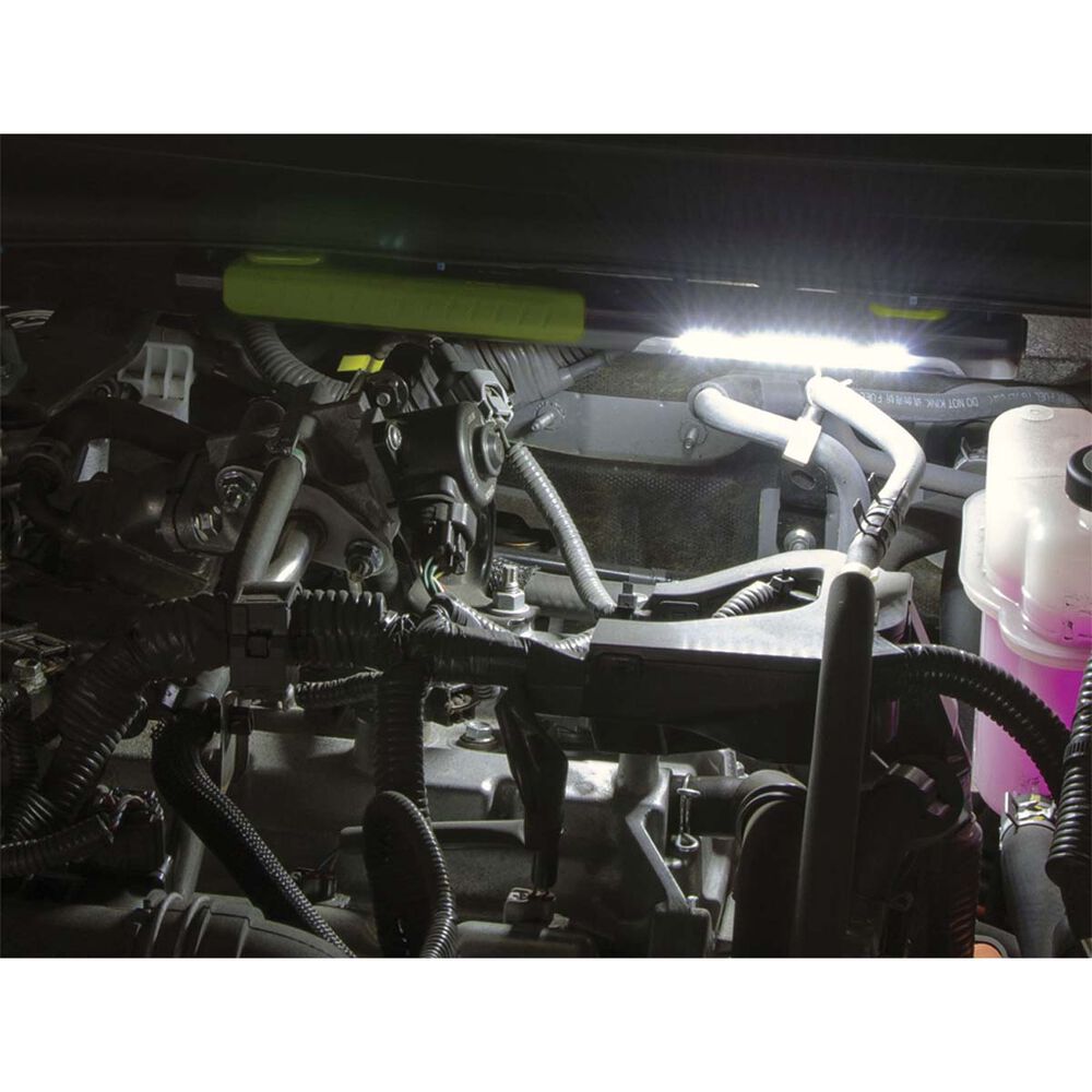  Wanderer Rechargeable Worklight 690 Lumens