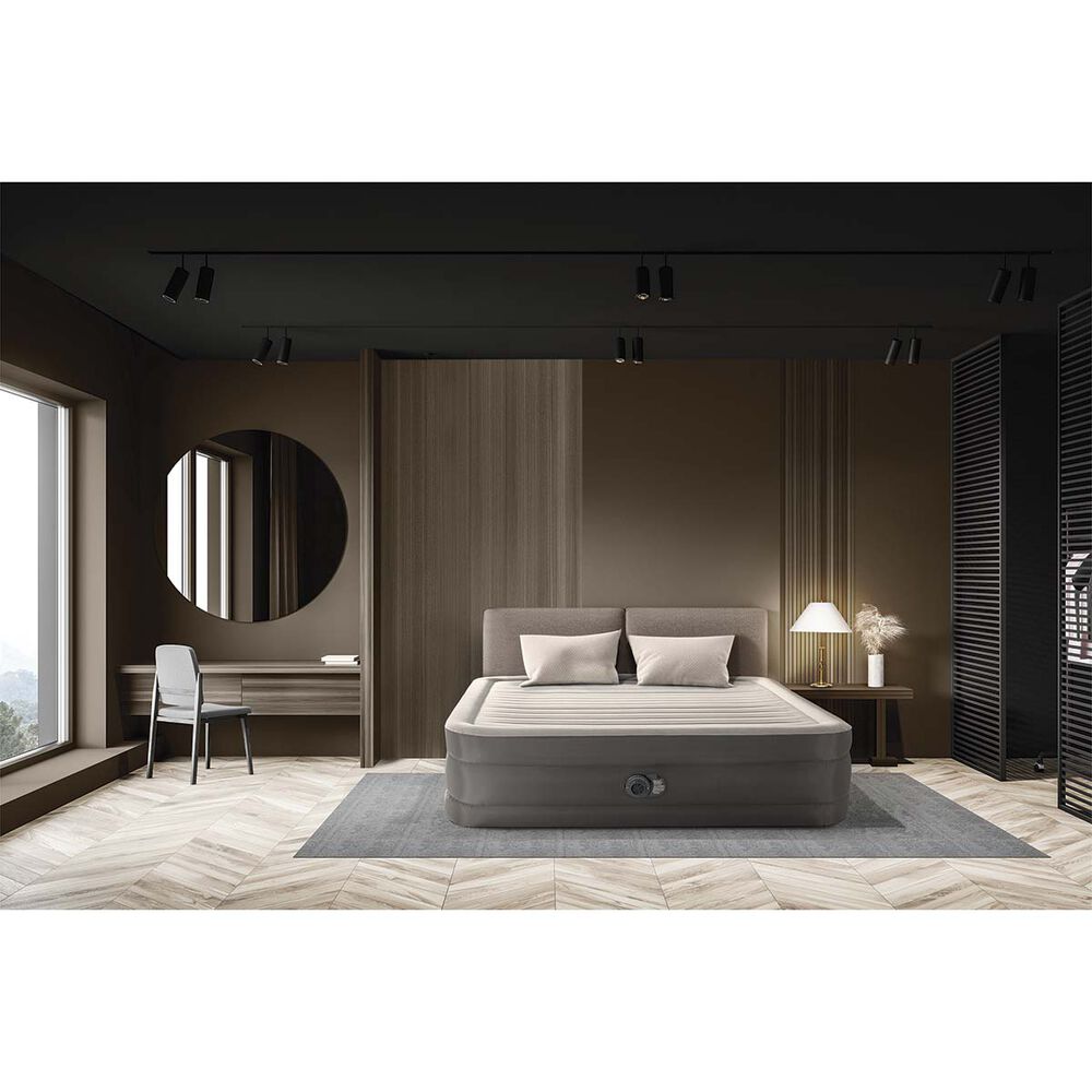  Intex TruAire® Luxury Built-In Pump Queen Air Bed