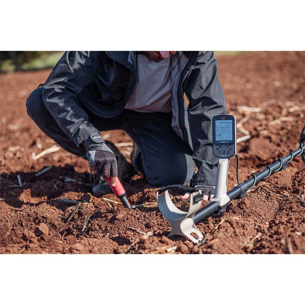  Minelab X-TERRA ELITE Metal Detector